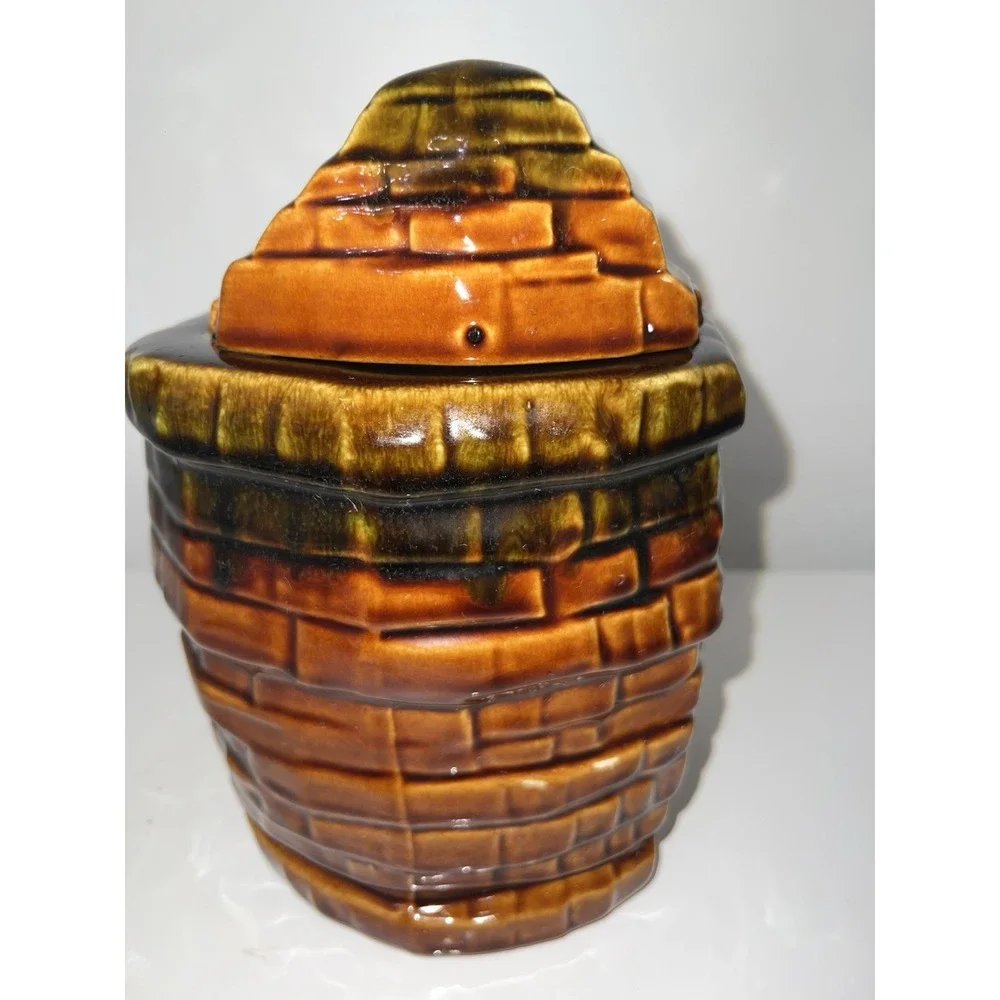 McCoy Pottery Wishing Well Cookie Jar 